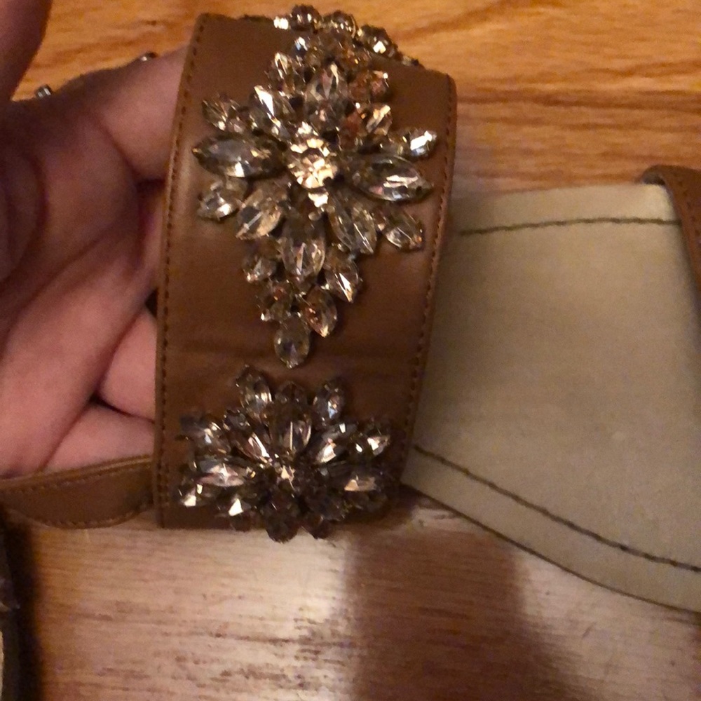 BCBG sandals - Picture 4 of 4